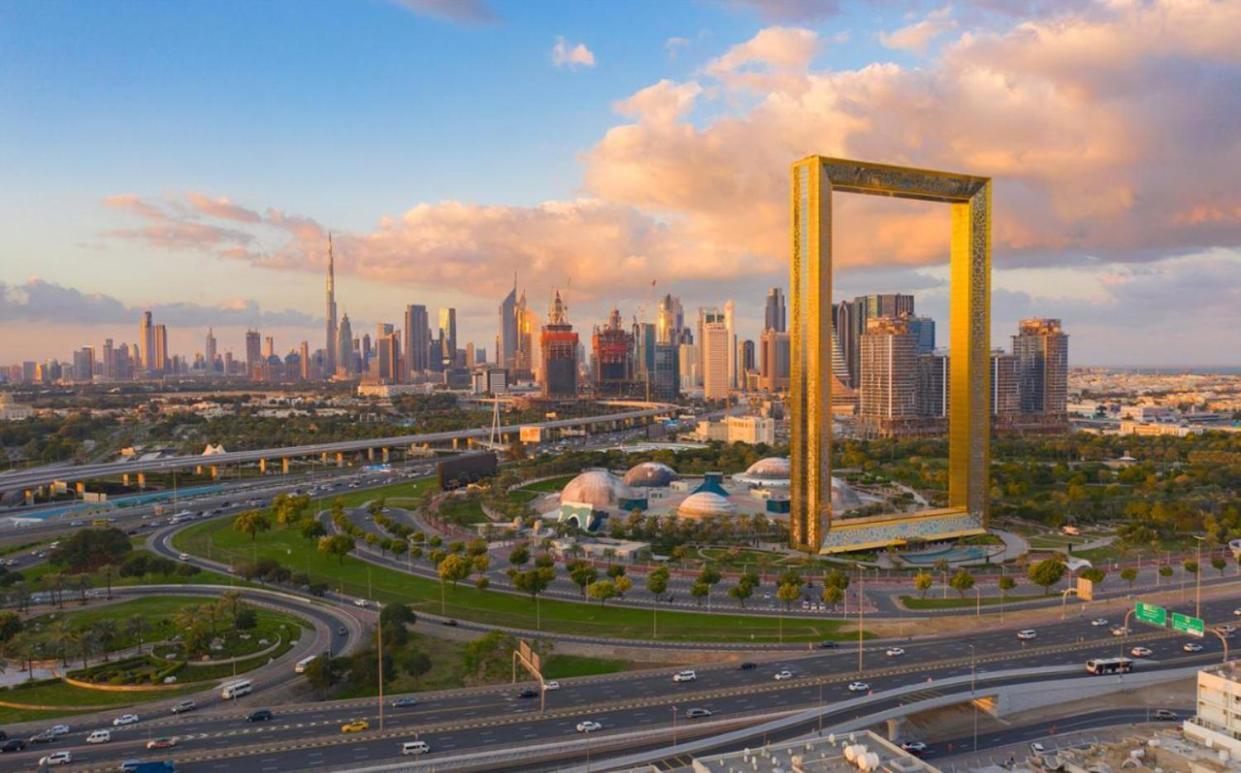 Dxb Hostel Near Adcb Metro Station Dubai Luaran gambar